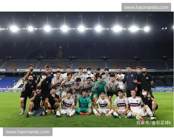 围绕K1足球联赛探讨球队竞争格局与赛季发展趋势及未来走向分析展